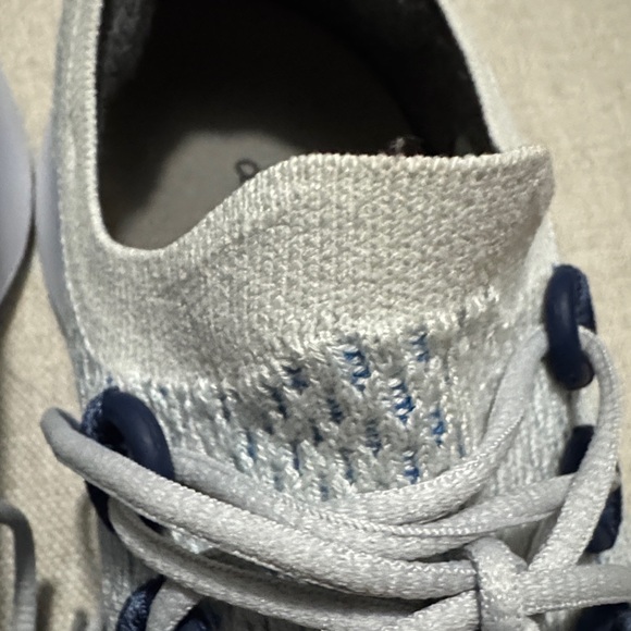 Wmns Allbird Tree Dasher-Sz 9-Blue/White-Knit Mesh Uppers-EUC